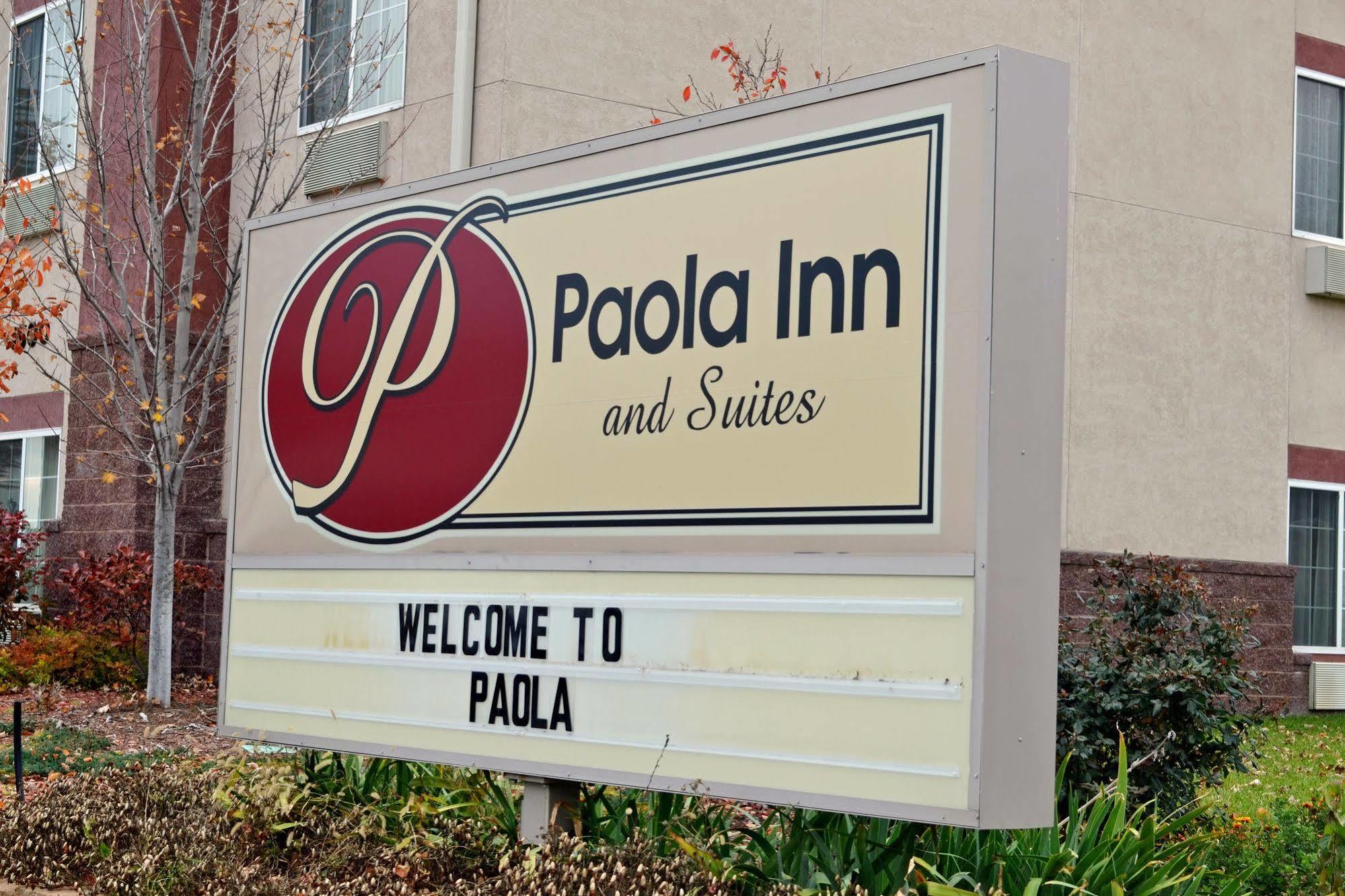 Paola Inn And Suites 외부 사진